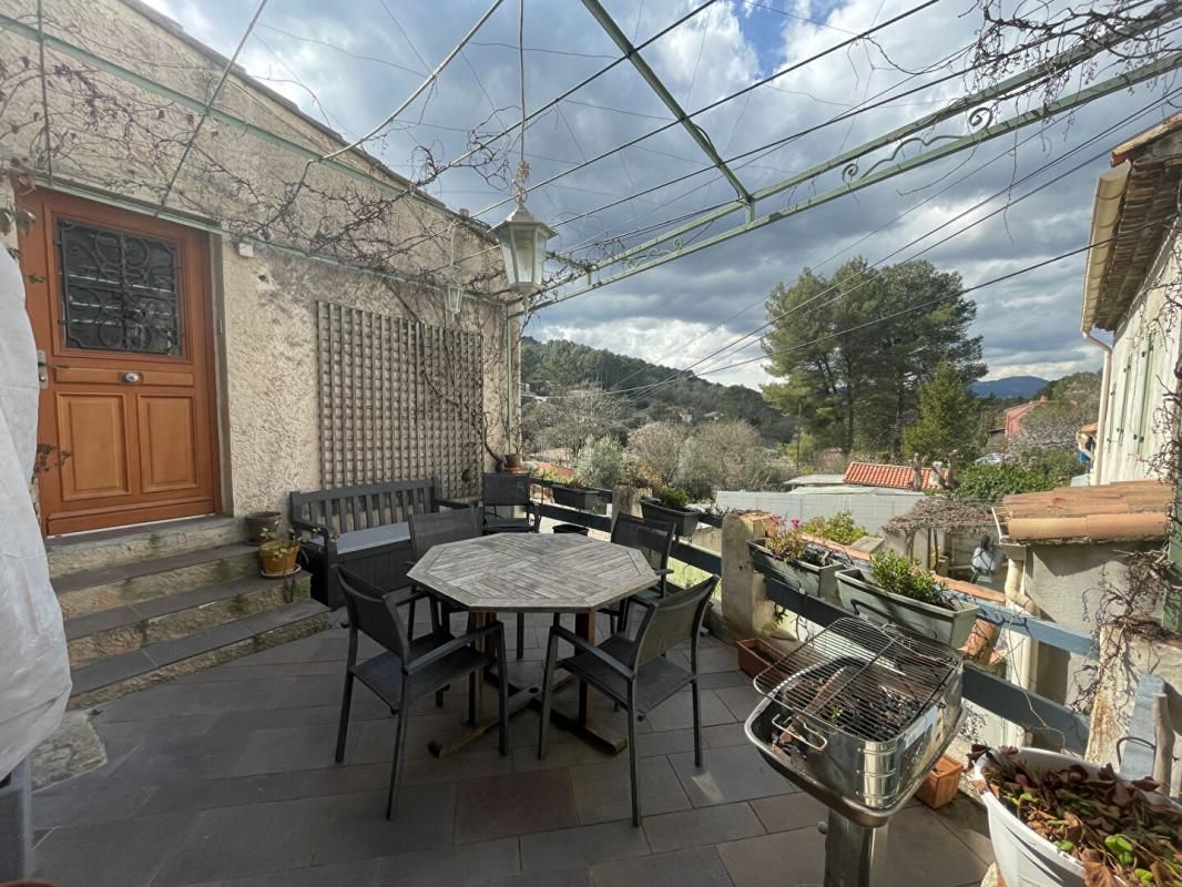 LA BOUILLADISSE Maison de ville, La Bouilladisse hameau les boyers 2