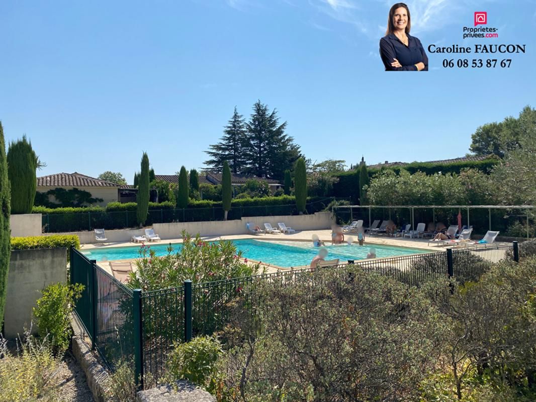 SAINT-REMY-DE-PROVENCE Maison Saint Remy De Provence 1 pièce(s) 20 m2 - piscine 1