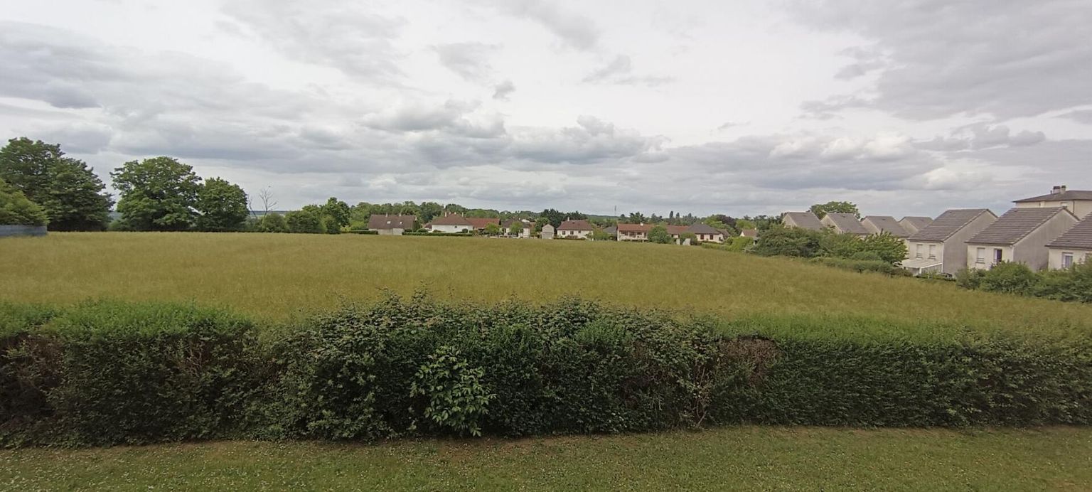 VARENNES-VAUZELLES VARENNES-VAUZELLES - APPART T3 AVEC CAVE ET GARAGE 3