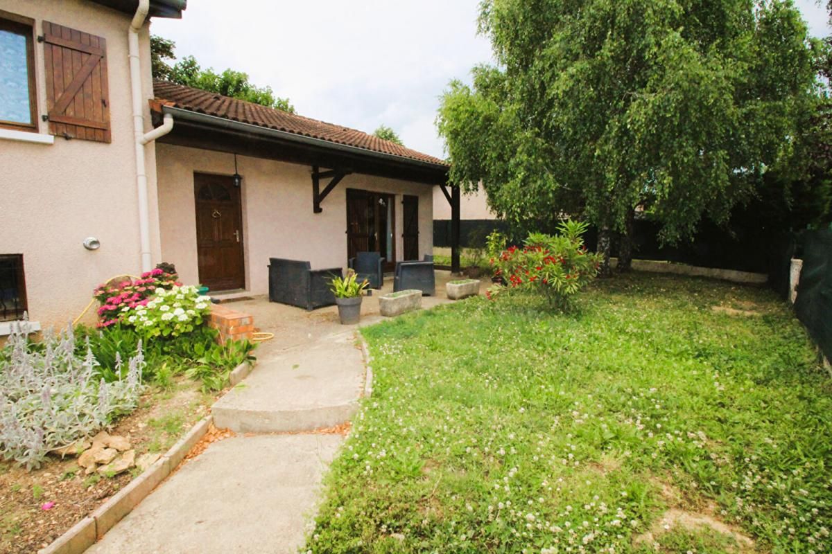 MIONS Mions (69780), Maison Contemporaine 4 pièces de 91 m2 habitables, Terrain clos, Secteur prisé! Aucun vis à vis 1