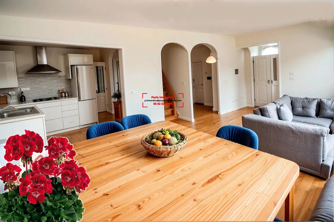 MARSEILLE-12E-ARRONDISSEMENT Bastide 4 pièces de 94 m² avec terrasse, jardin, garage 3