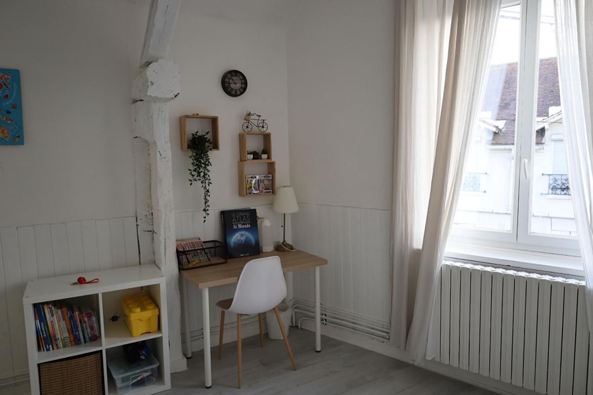 LES MUREAUX Maison Les Mureaux 4 pièce(s) 90 m2 3