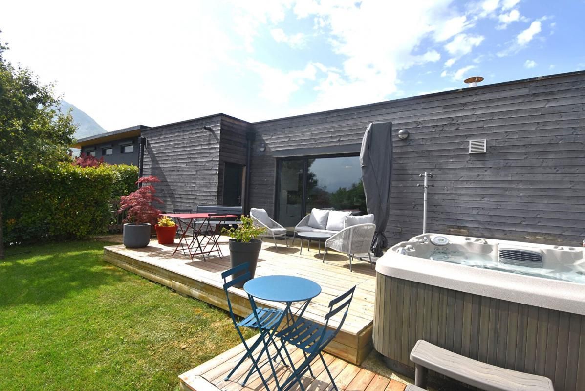 DIGNE-LES-BAINS Maison haut de gamme économe en énergie 4