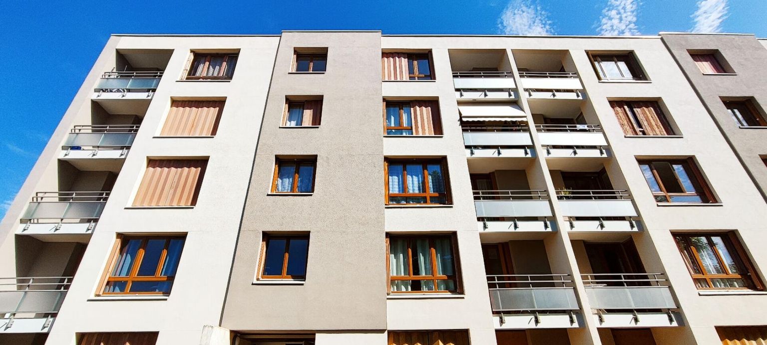 NEVERS Bel appartement dans résidence calme et verte 2