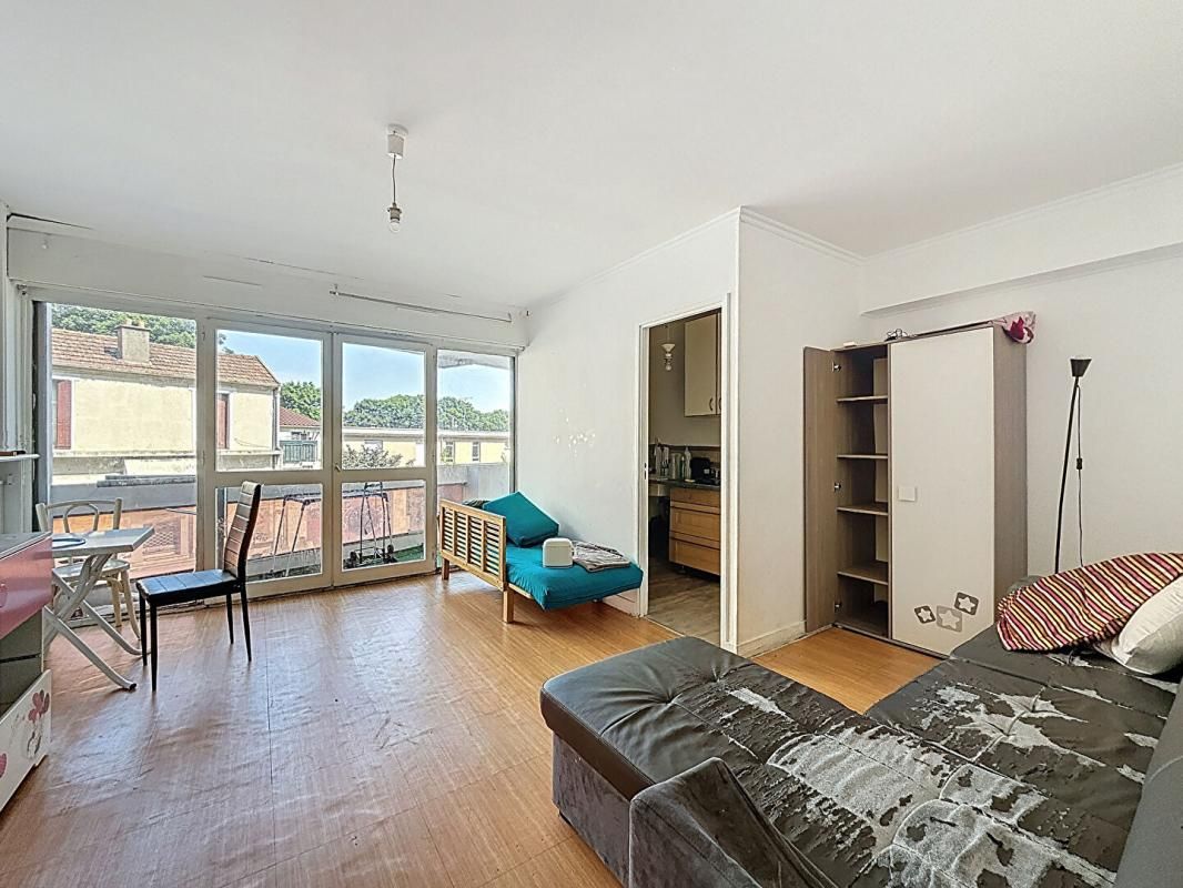 VILLEJUIF Appartement Villejuif 1 pièce(s) TERRASSE 30,66m² 4