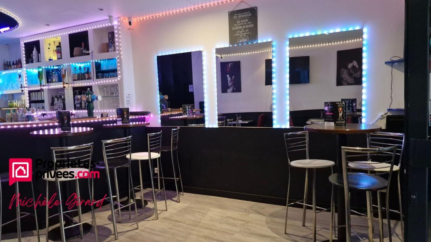 ROANNE 42300 ROANNE - BAR PUB KARAOKÉ 2