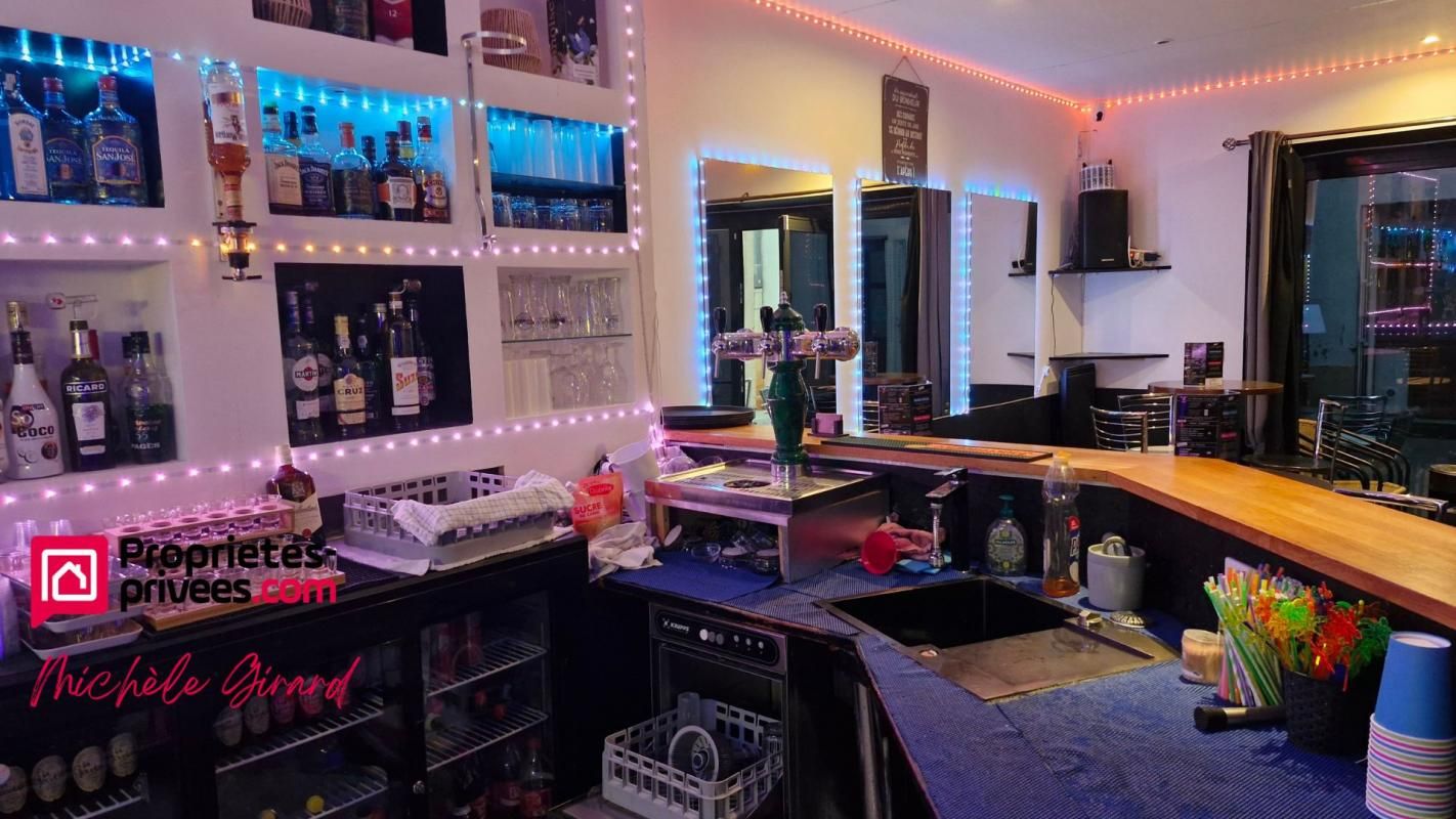 ROANNE 42300 ROANNE - BAR PUB KARAOKÉ 3