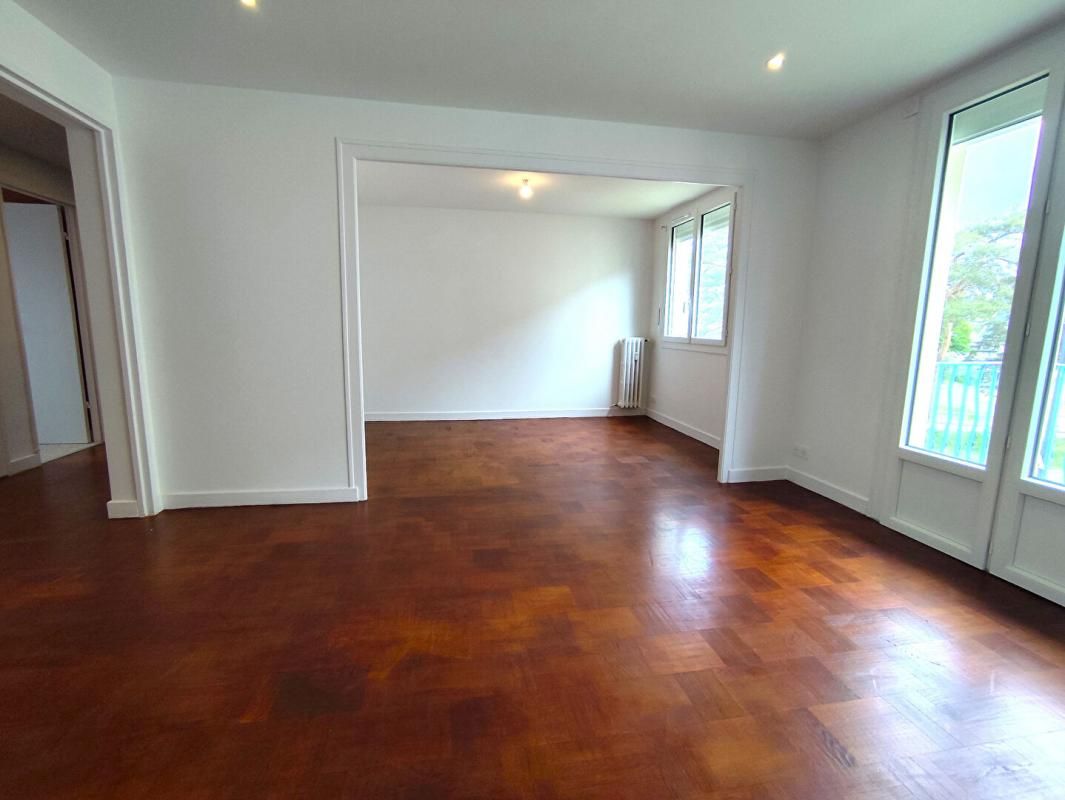 22000 Saint-Brieuc : Appartement Saint Brieuc 4 pièces rénové de 70 m2