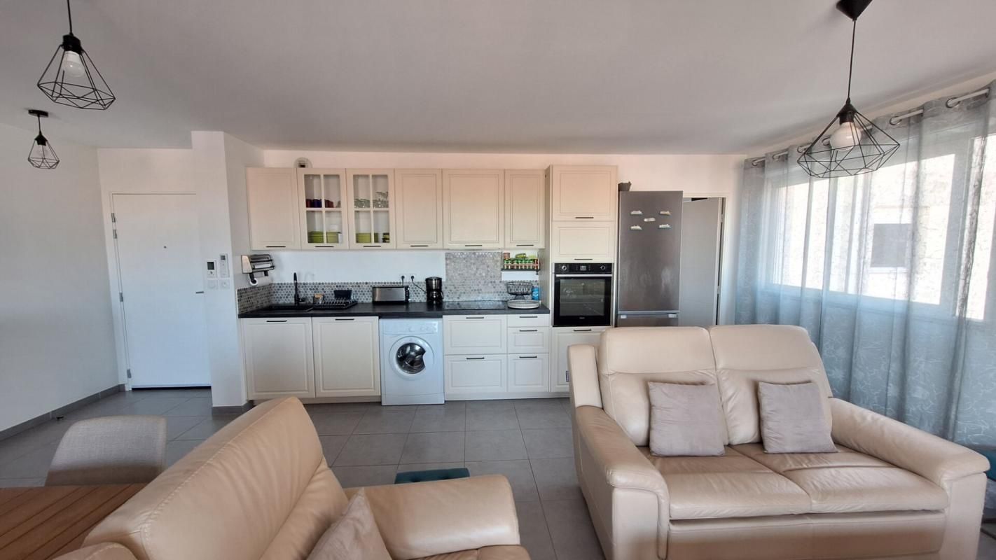 MARSEILLE-4E-ARRONDISSEMENT Appartement 13004 Marseille 4 pièce(s) 79.6 m2 3