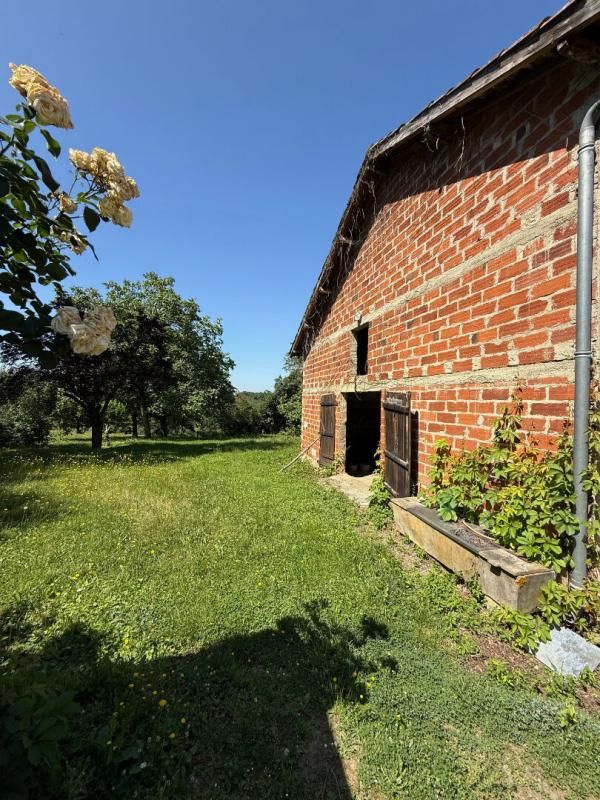BEAUMARCHES Maison ancienne en pierres avec dépendance et vue dégagée! 3