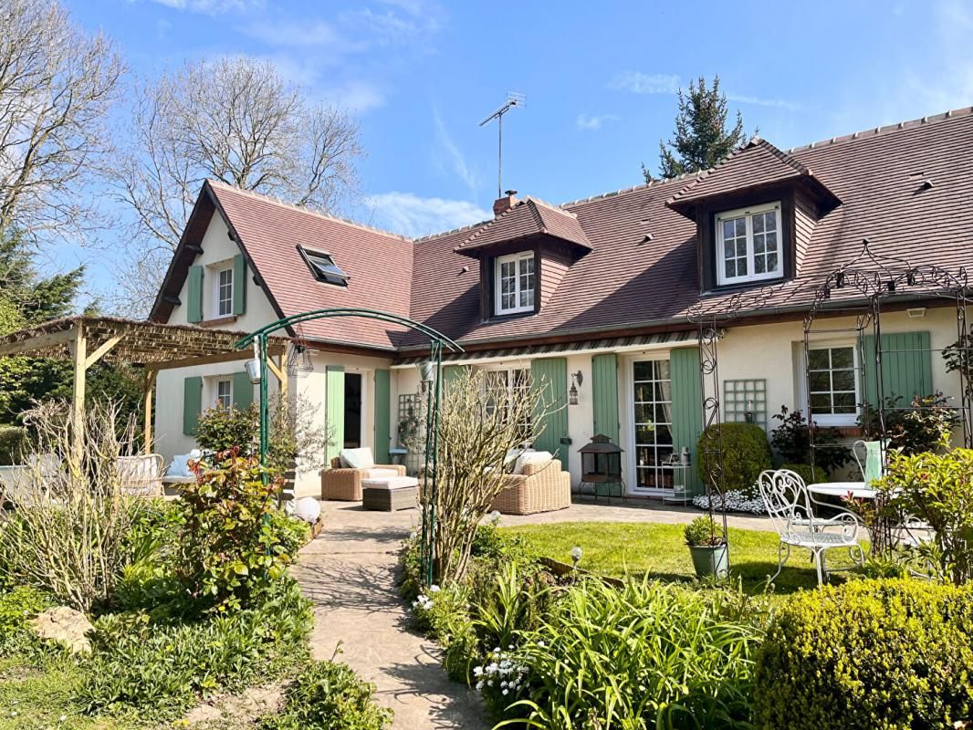 Maison Pont L Eveque 6 pièce(s) 120 m2