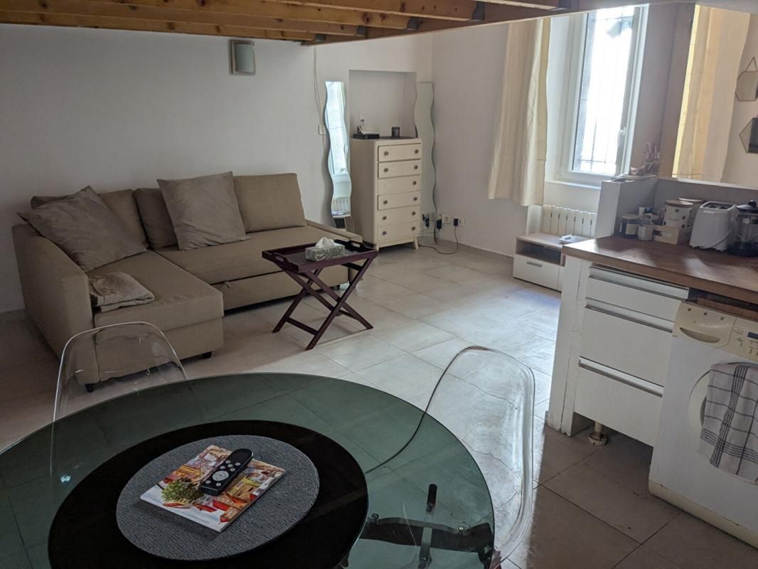 BEZIERS Béziers - Lot de 2 appartements aux Halles 2