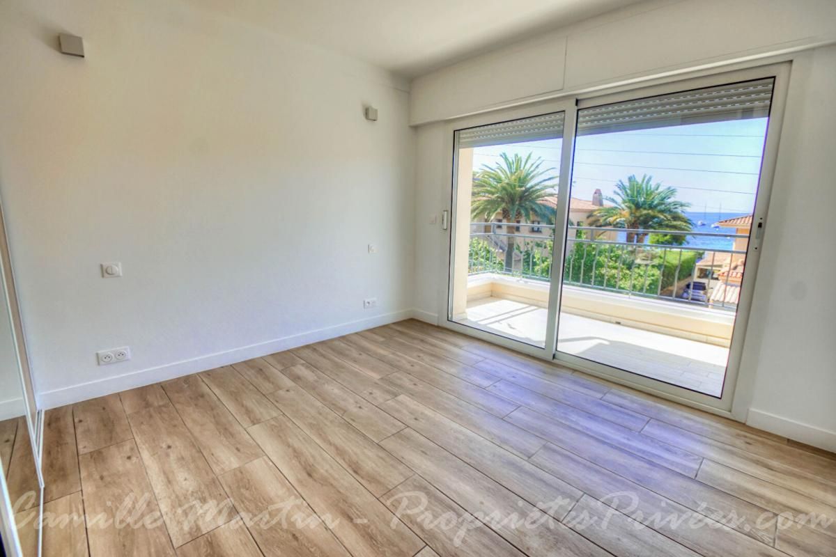 SAINT-RAPHAEL Appartement Saint Raphael 4 pièce(s) 110 m2 1