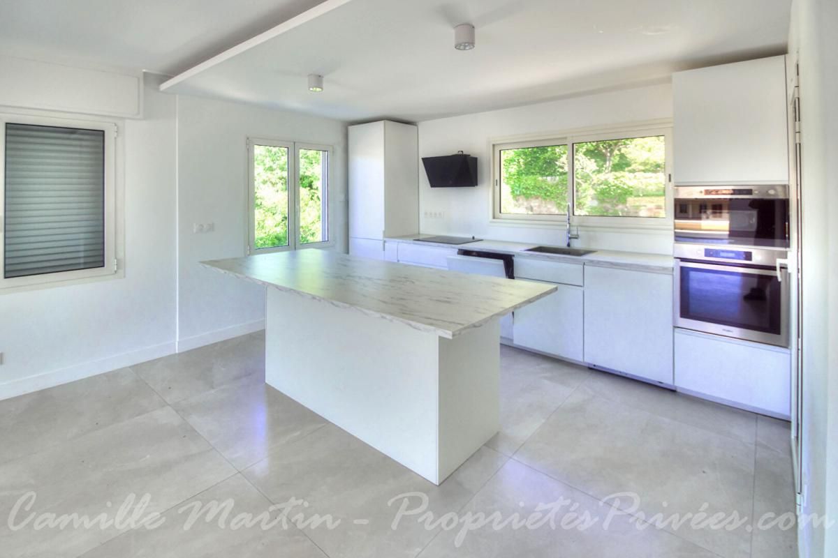 SAINT-RAPHAEL Appartement Saint Raphael 4 pièce(s) 110 m2 4