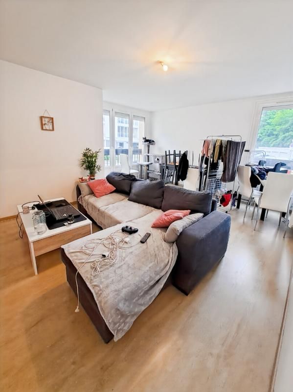 CHALONS-EN-CHAMPAGNE Appartement Chalons En Champagne 3 pièce(s) 65 m2 RDC 4