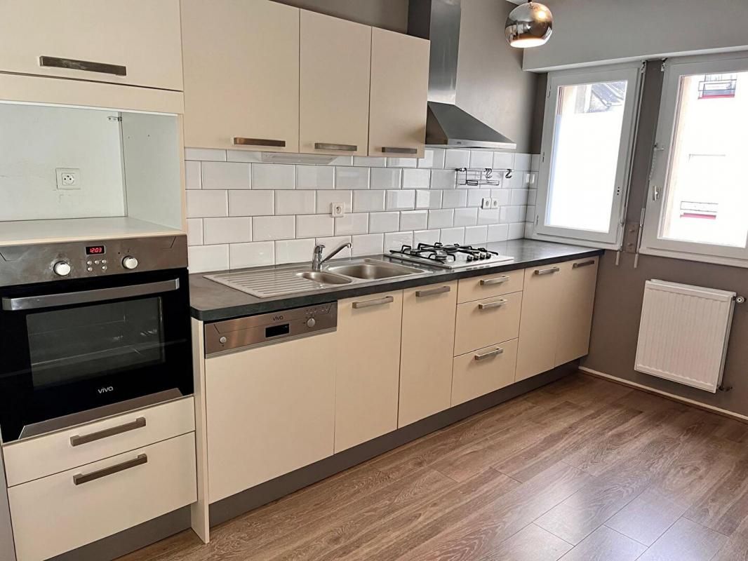 NANTES Appartement T4 quartier gare 3