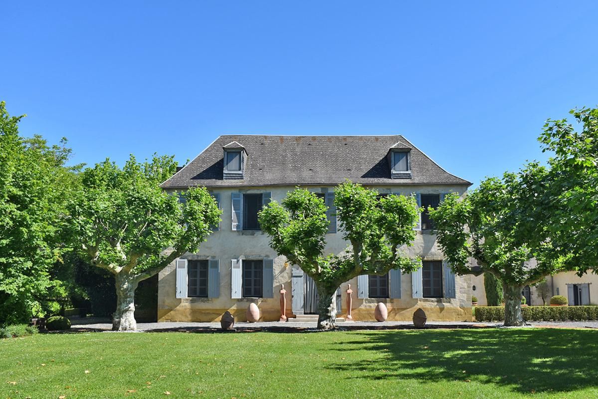 TERRASSON-LAVILLEDIEU Demeure de prestige Terrasson La Villedieu 15 pièce(s) 17889 m2 4