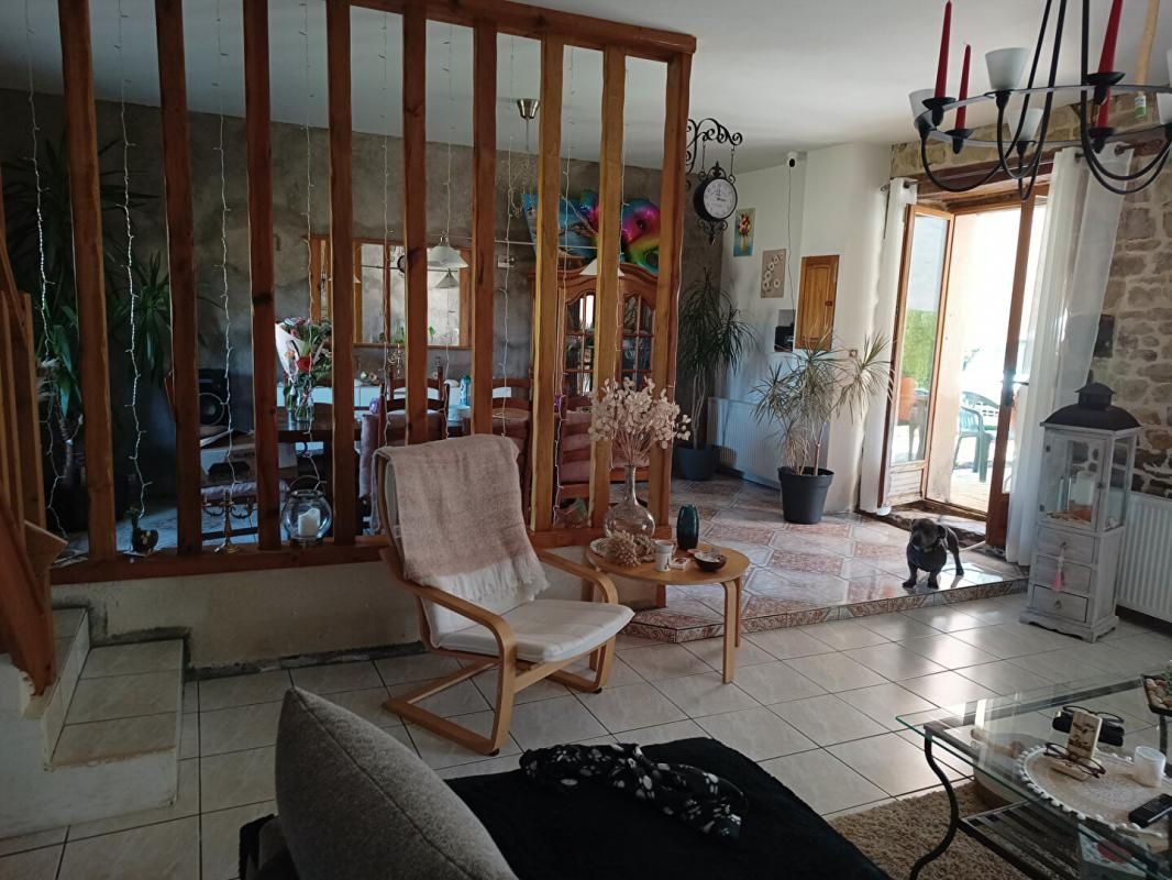 AUNAY-SUR-ODON Propriété d'agrément  6 pièce(s) 185 m2 3