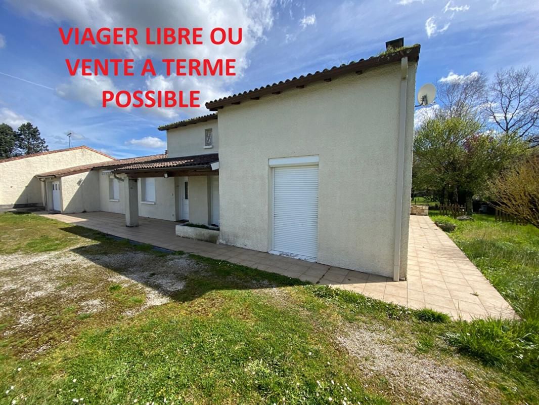 SAINTES EXCLUSIVITE VIAGER LIBRE Maison de plain pied de 159 m2 6 pièces 1