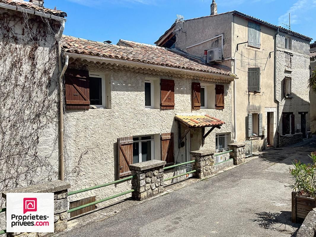 RIANS Maison T5 entièrement rénovée avec cave atelier 1