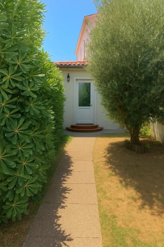 LE ROVE Le Rove - Maison familiale 4 pièces avec jardin et garage 4