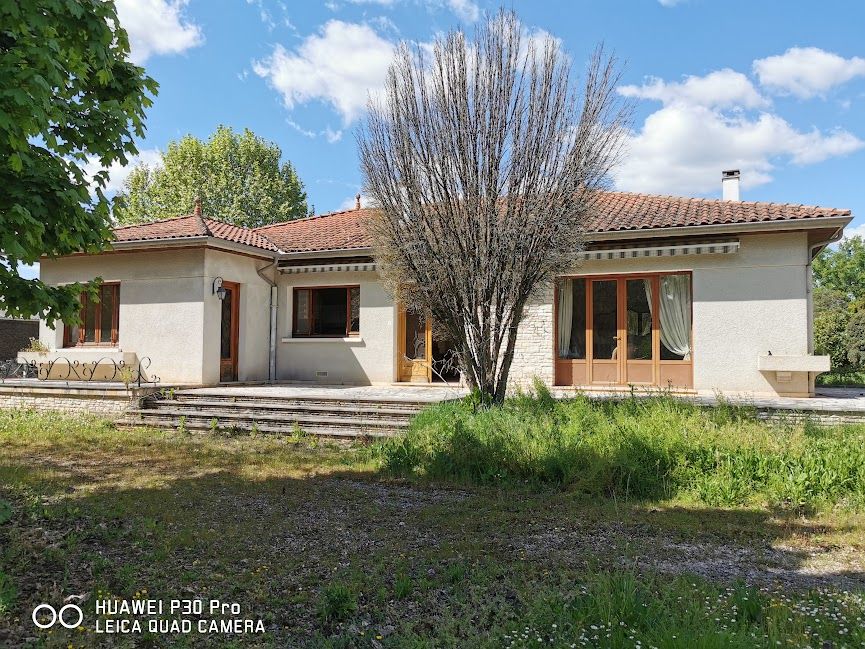 SAINT-MAGNE-DE-CASTILLON Maison traditionnelle 1