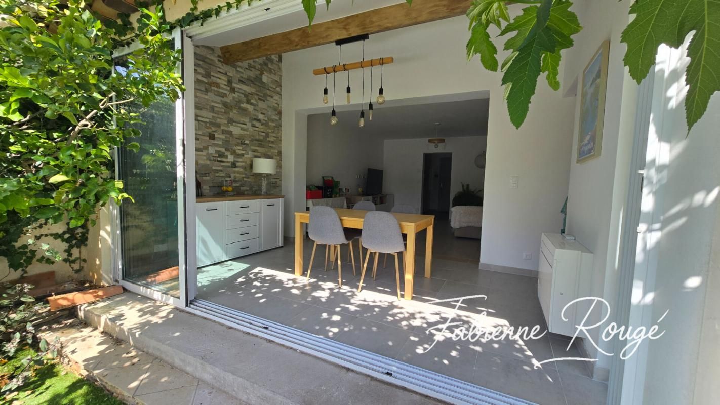 LA CRAU Maison fonctionnelle 100 m² / 3 chambres / proche centre ville à pied 2
