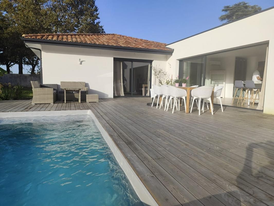 AZUR Maison 180 m²  entre Forêt et Océan 1