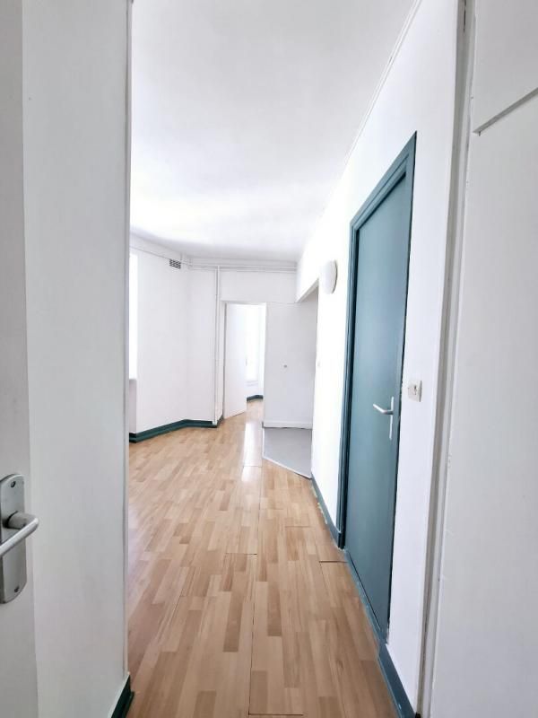 PARIS-19E-ARRONDISSEMENT Charmant 2 pièces de 31 m2 à 2 pas des Buttes Chaumont Paris 19e 3