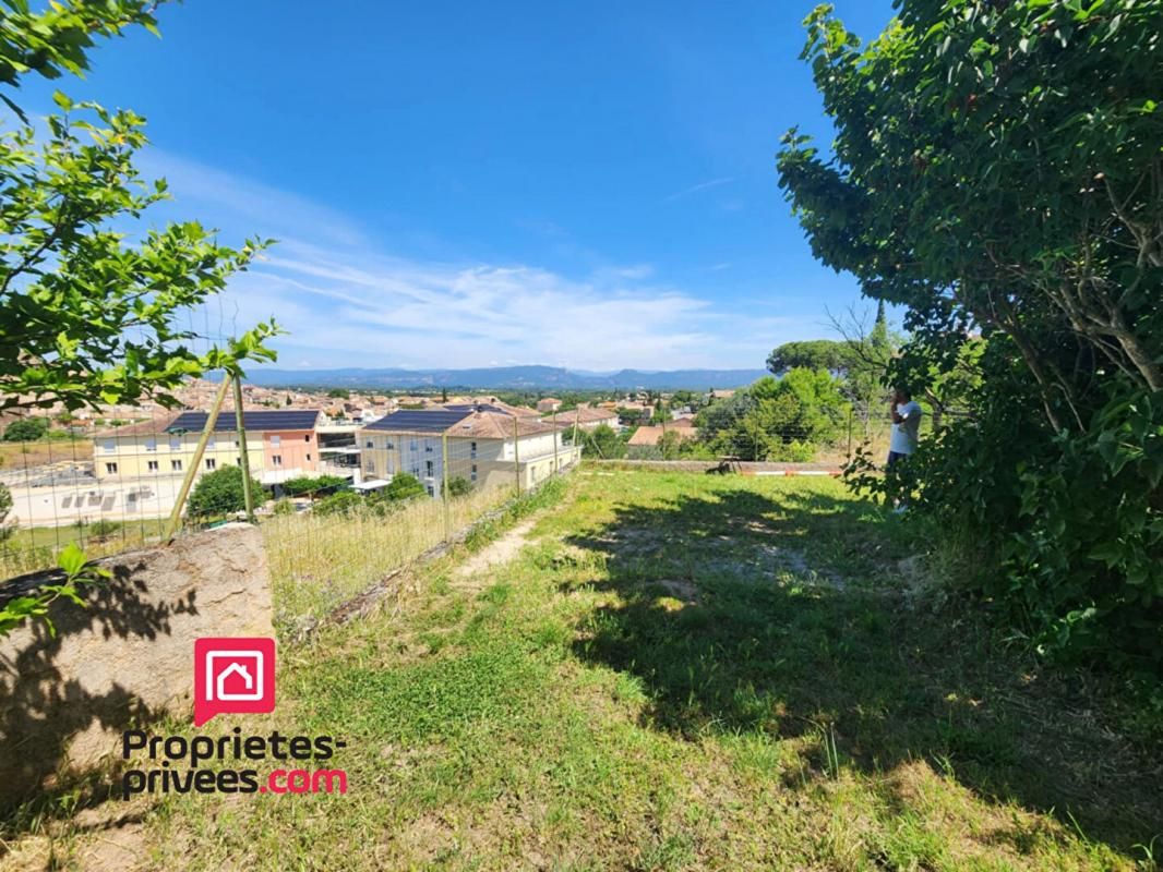 ROQUEBRUNE-SUR-ARGENS Villa Roquebrune-Sur-Argens 208 m2- Plusieurs habitations possibles ou grande maison familiale! 2