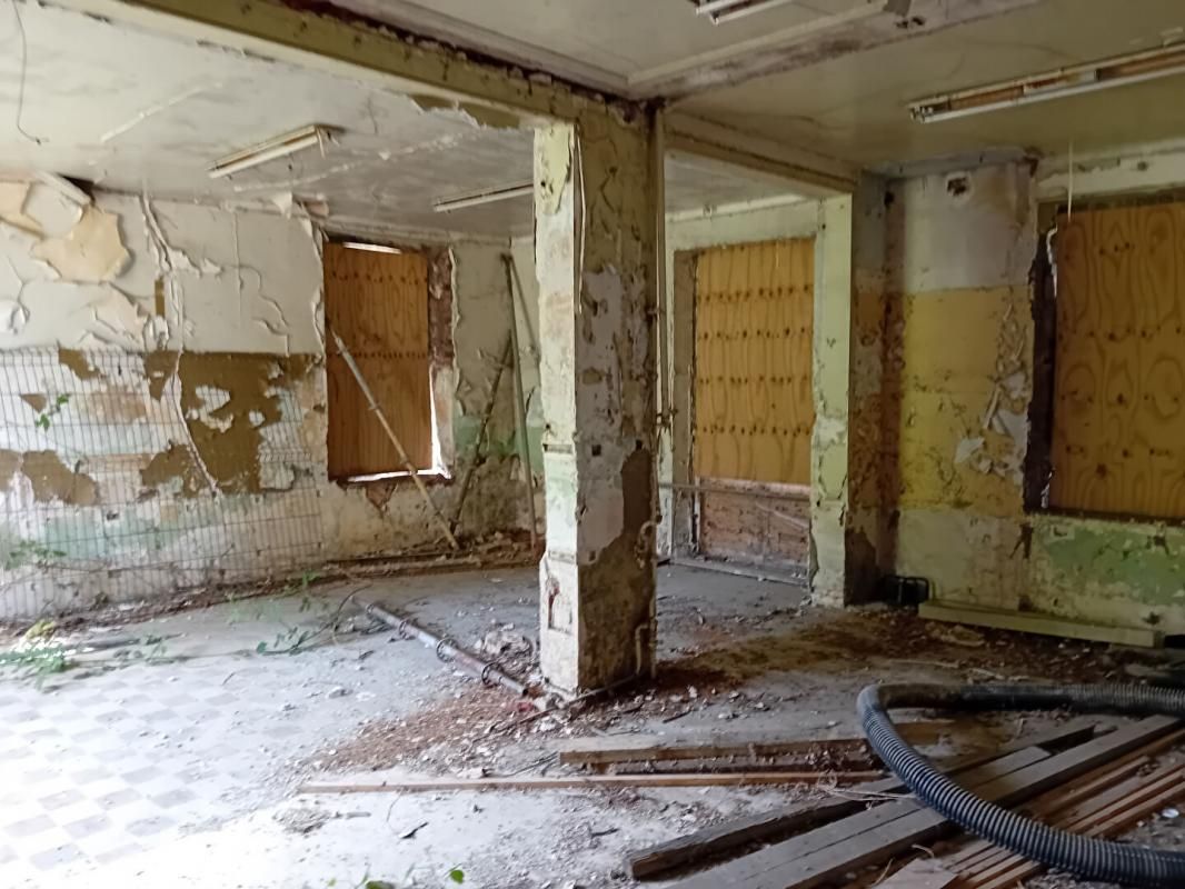 SAULNIERES Maison  250 m2 à rénover 3