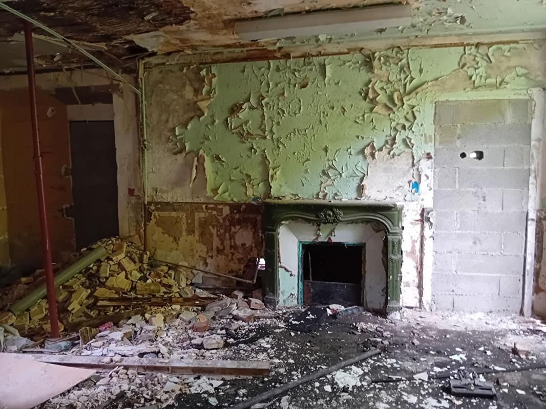 SAULNIERES Maison  250 m2 à rénover 4