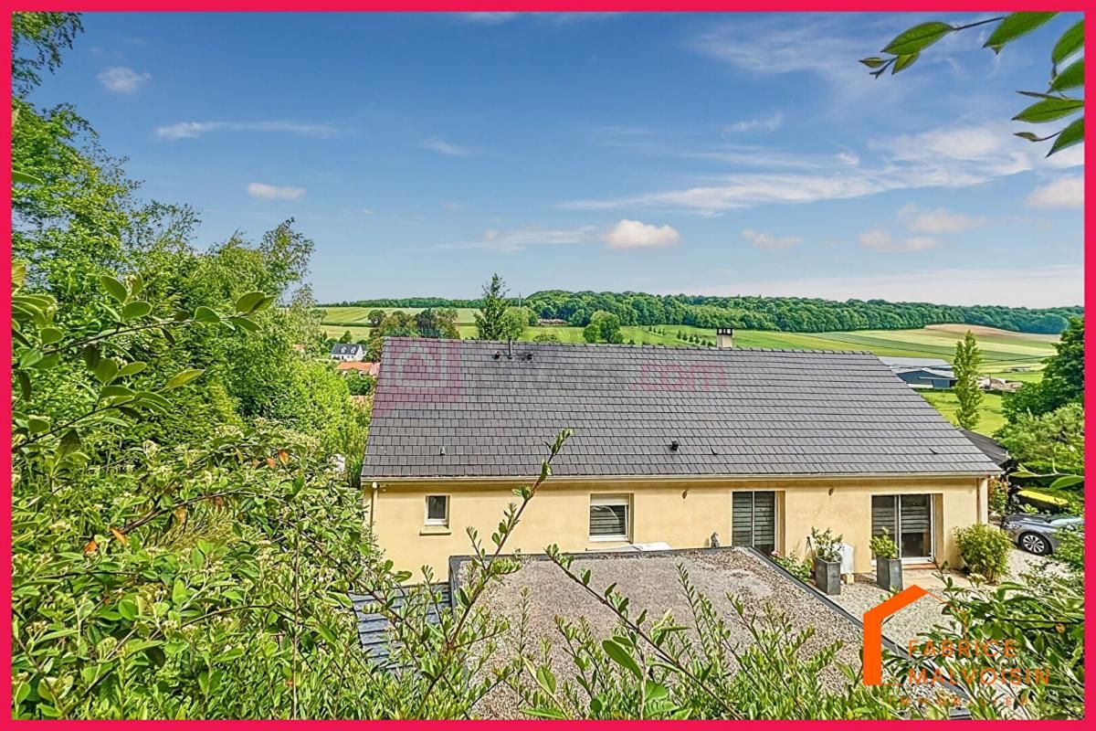 HUCQUELIERS Plain-Pied 128 m² / Saint-Michel-Sous-Bois /Vue imprenable / Terrain 2891 m² paysagé / Garage / 7 Vallées 2