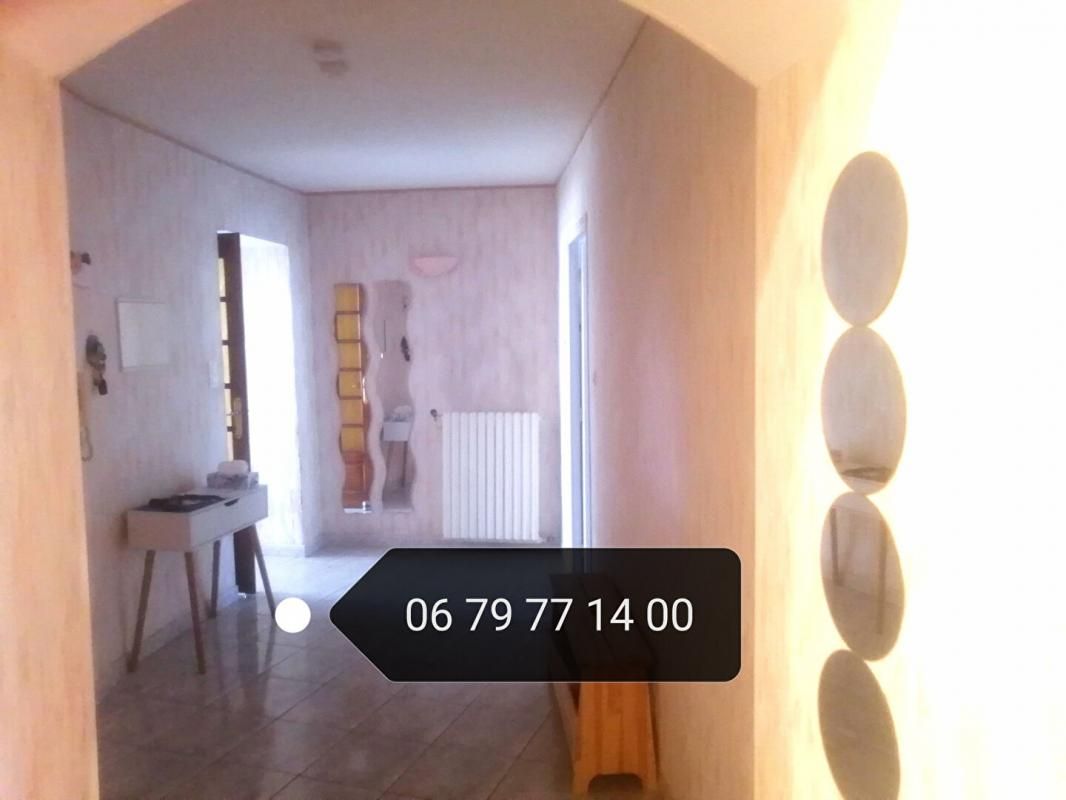 LODEVE Appartement  T5 garage 2