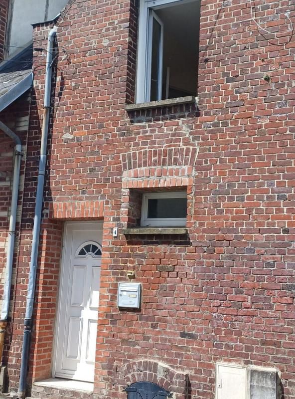 MAISON LOUEE