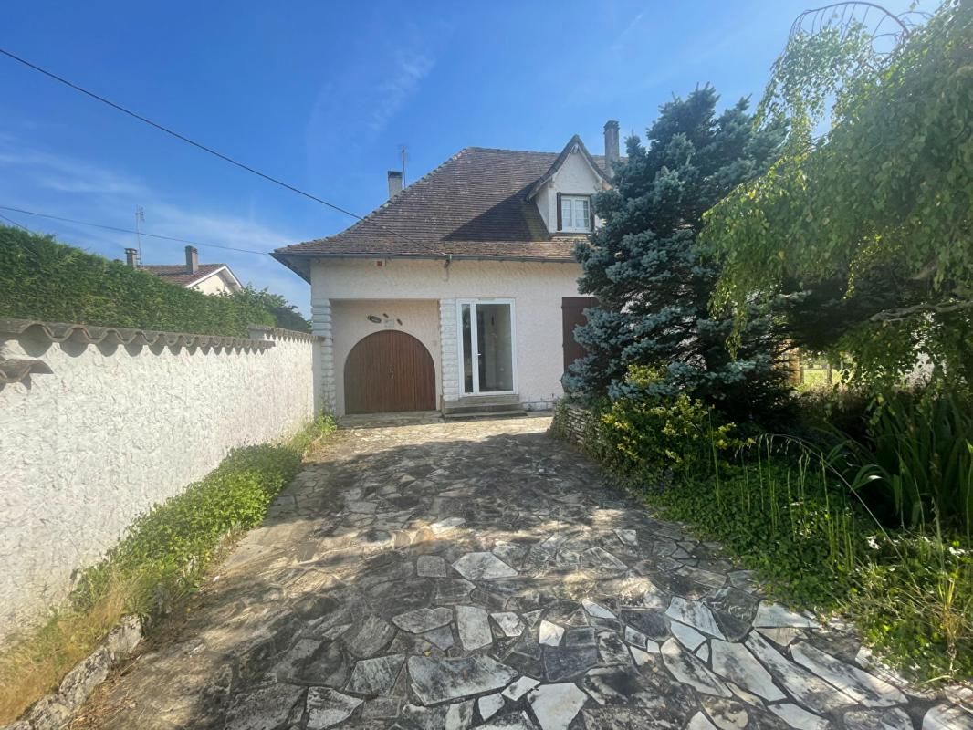 SOURZAC Maison Sourzac 7 pièce(s) 150 m2 3