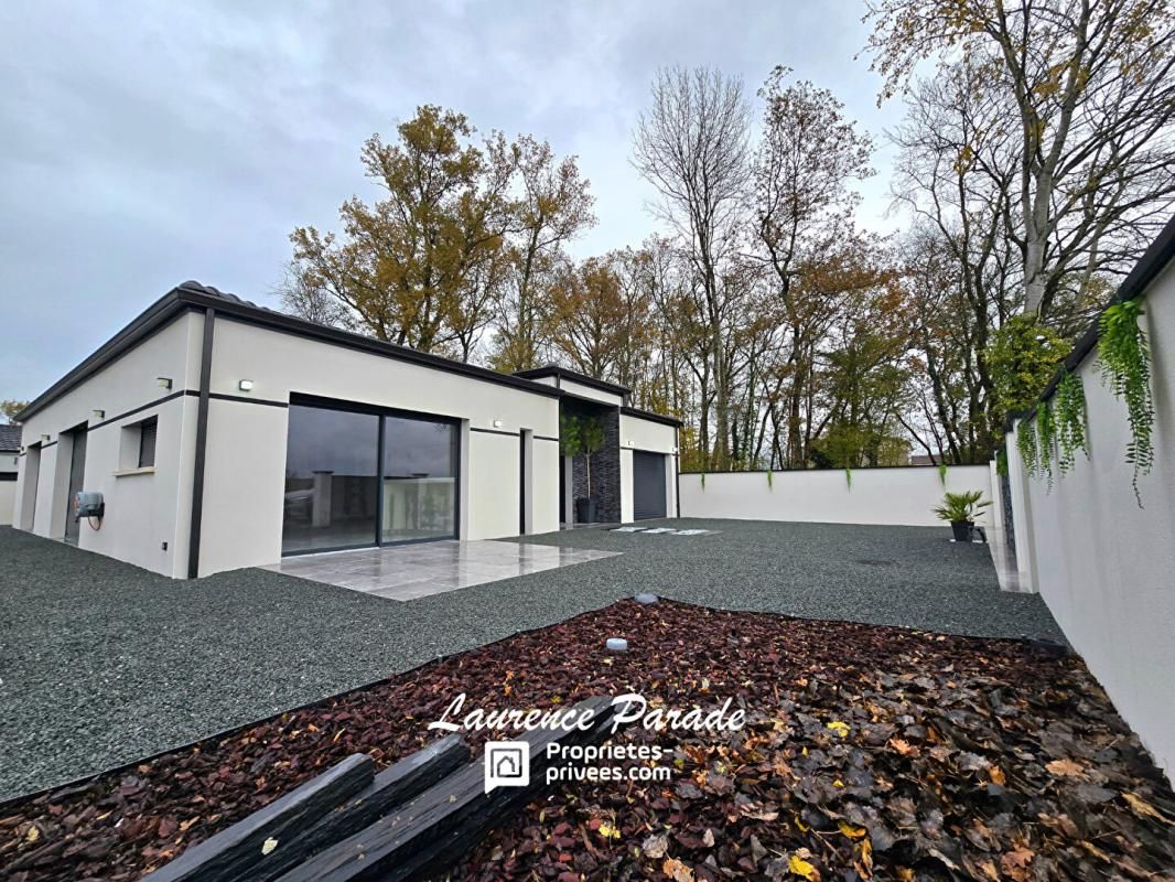 SAINT-MEDARD-DE-GUIZIERES Maison moderne 145m² avec garage, jardin 1