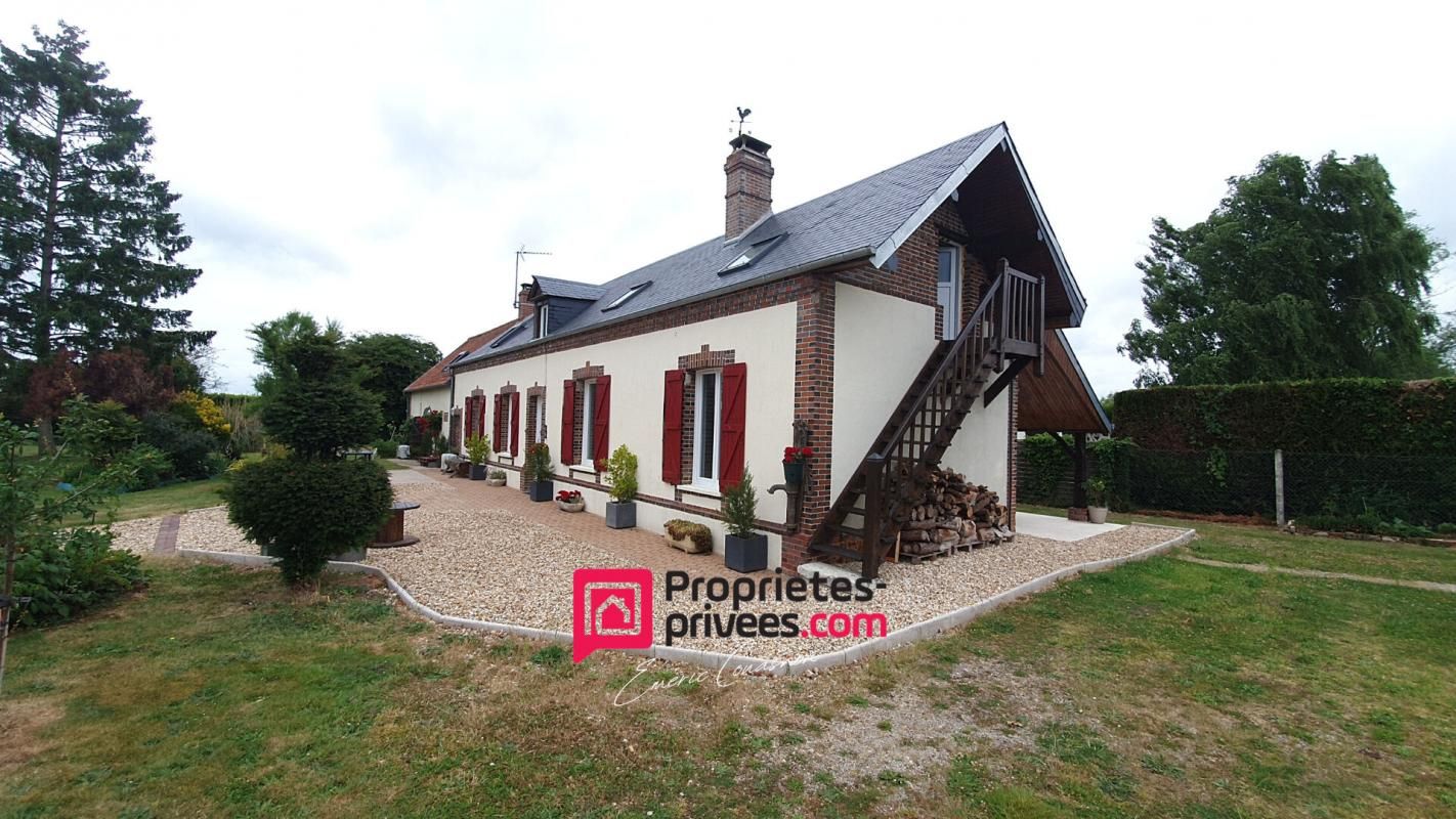 Longère rénovée avec dépendances et potentiel locatif - 200 m² exploitables