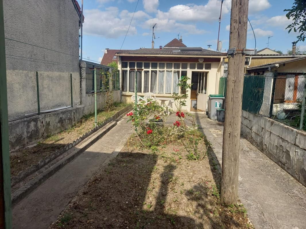 Maison 4 Pièces avec jardin,véranda et garage à Tremblay-en-France