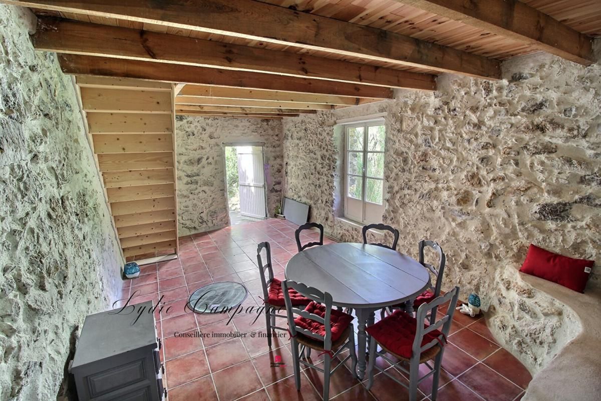 EMBRES-ET-CASTELMAURE Moulin Embres Et Castelmaure 3 pièce(s) 75 m2 3