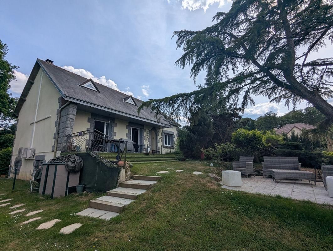 LA MANCELIERE Maison 210m2 6 chambres  28270 1