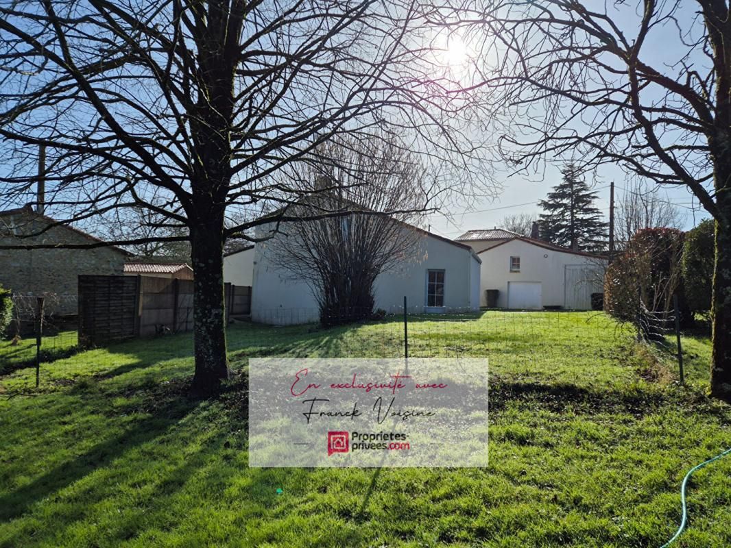 LE BOUPERE A VENDRE en Exclusivité au Boupère Maison de 111 m2 env avec 4 Chambres sur un terrain de 750 m2 env 1
