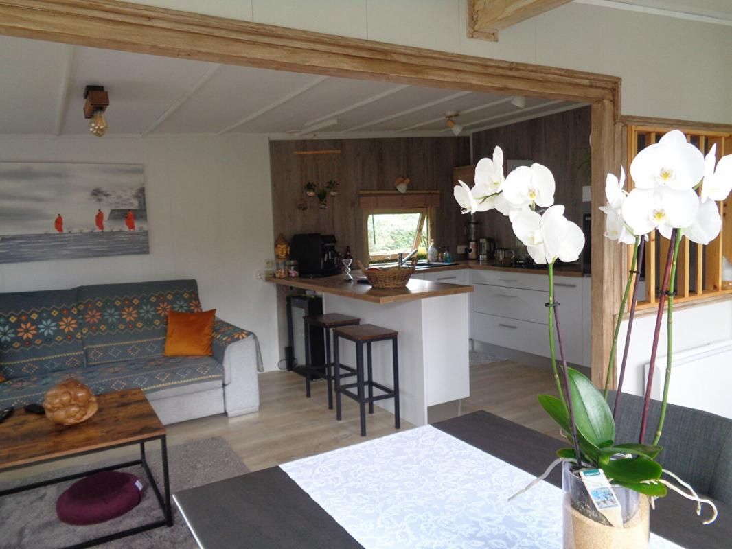 BEAUZAC Beauzac(43), chalet de 70 m2 habitables, 2 chambres sur 700 m2 de terrain + piscine hors sol 2