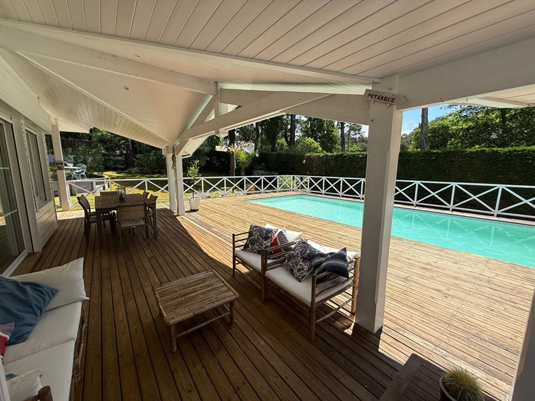 BISCARROSSE Villa Biscarrosse golf 6 pièces garage et piscine 138 m2 4