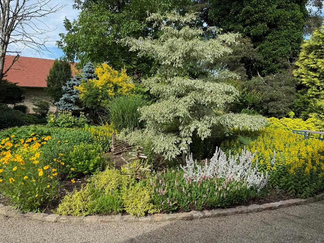 SAINT-MARCEL longère de prestige avec parc crée par un maitre artisan paysagé Saint Marcel 8 pièce(s) 278 m2 1
