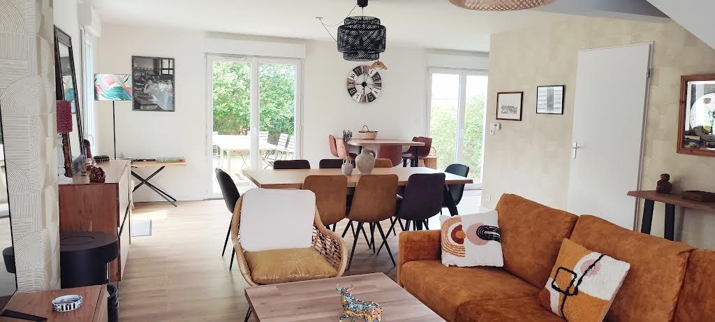 PORNIC Maison Pornic proche Mer 5 pièce(s) 107 m2 - 4 chambres avec Garage 2