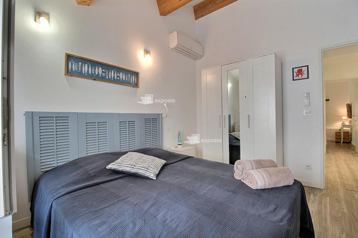SANARY-SUR-MER Appartement 3 pièces au coeur du Port de Sanary 52 m² 4