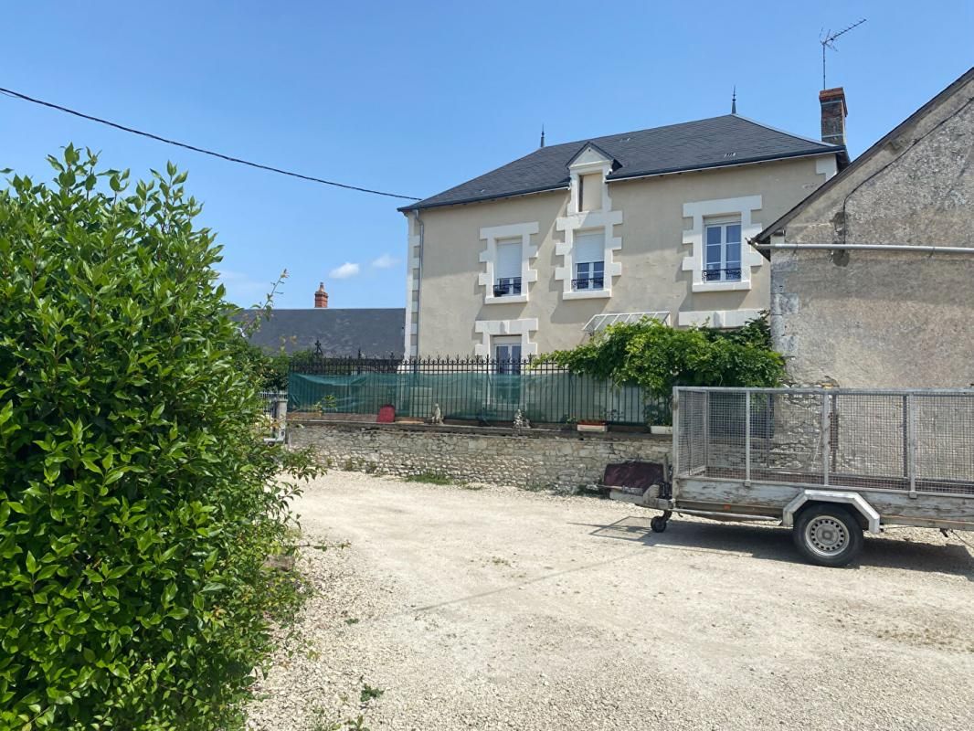 PAULNAY Maison de maître Paulnay 6 pièce(s) 180 m2 2