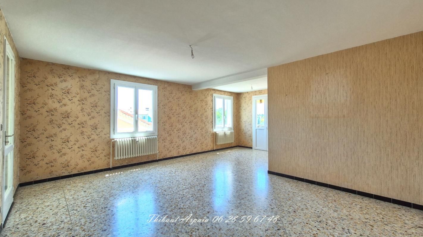 MANOSQUE Appartement 4 pièce(s) de 95 m² habitables ? balcons, garage, cave et parking 2