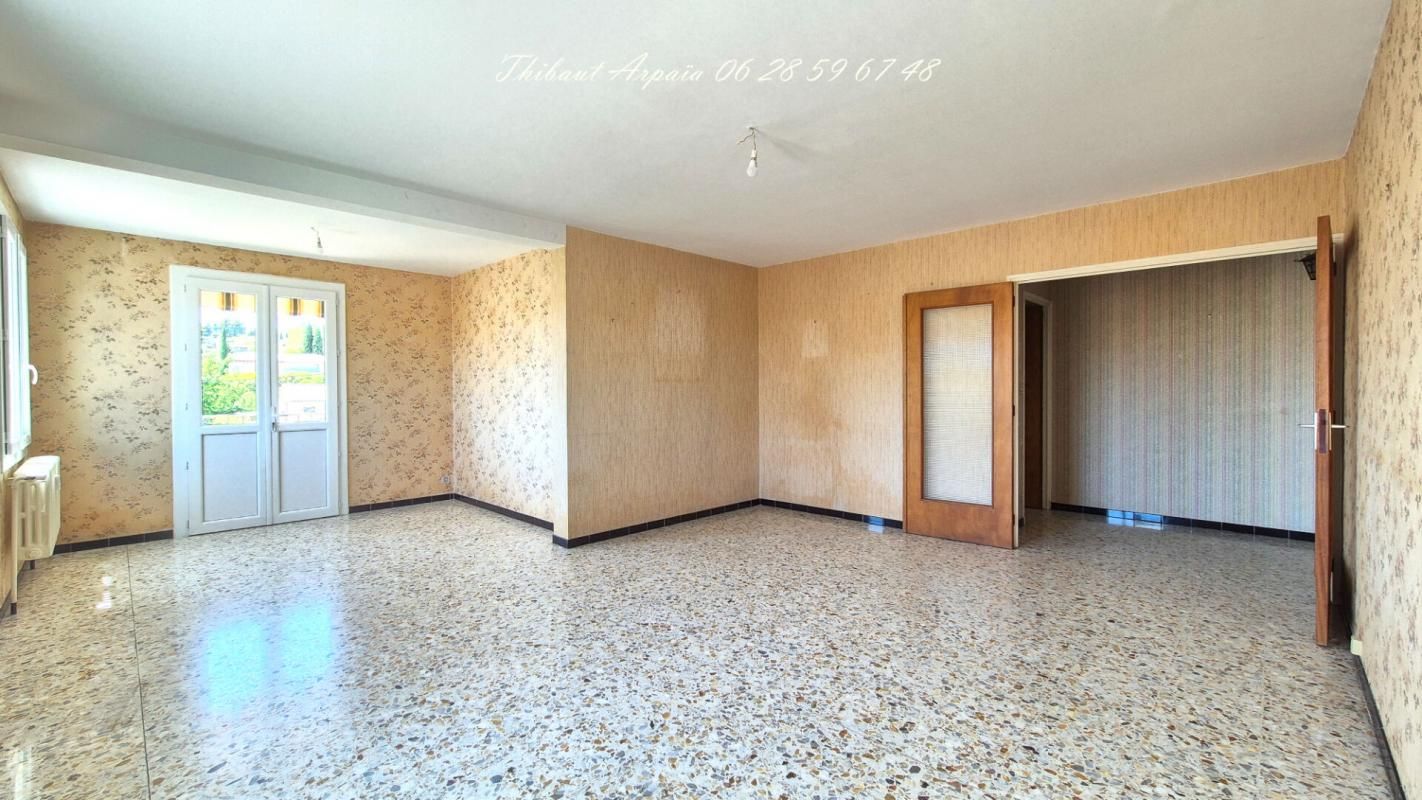 MANOSQUE Appartement 4 pièce(s) de 95 m² habitables ? balcons, garage, cave et parking 4